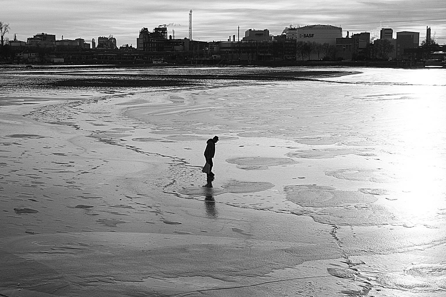 Friesenheimer-insel-Eis-21.hdr_.sb_-1 Friesenheimer-insel-Eis-21.hdr_.sb_-1